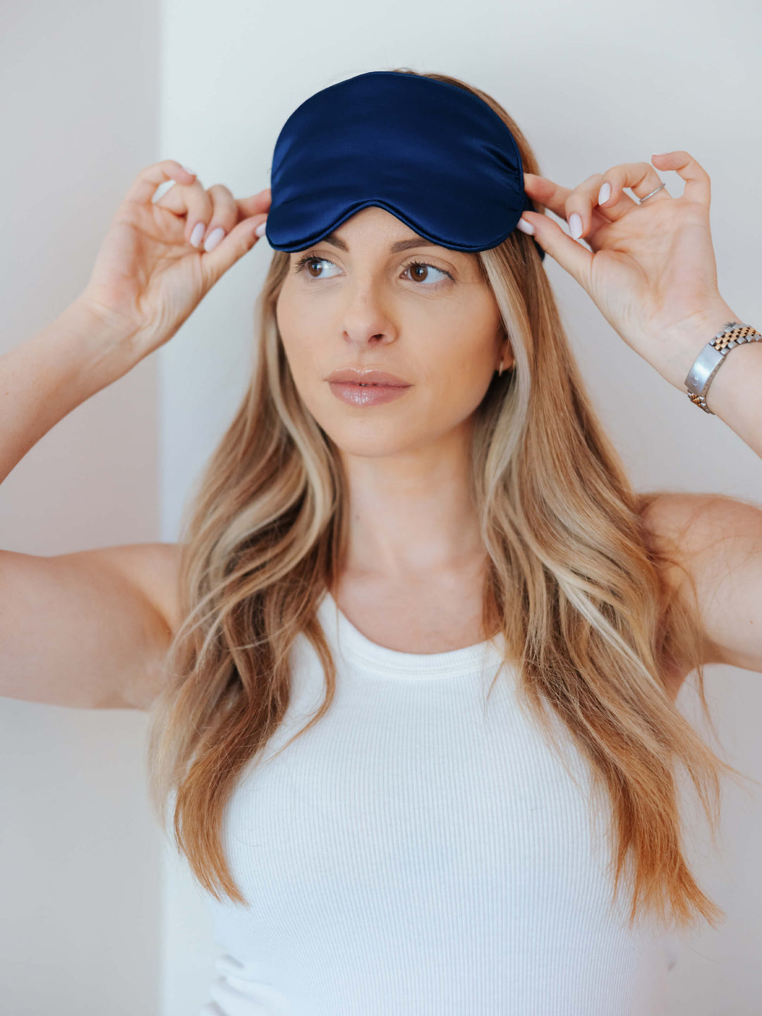 The Ultimate Comfort for Your Sleep: 3D Cloud Eye Mask Ice Silk Slow Rebound Memory Foam Sleep Comfort Eye Mask (Blue)
